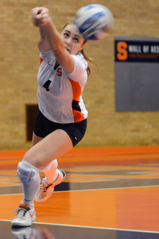 Syracuse sophomore outside hitter Andrea Fisher